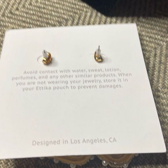 Ettika Womens 18 KT Gold Plated Earrings Gold Tone with Pearls Square NWOT - Picture 4 of 5